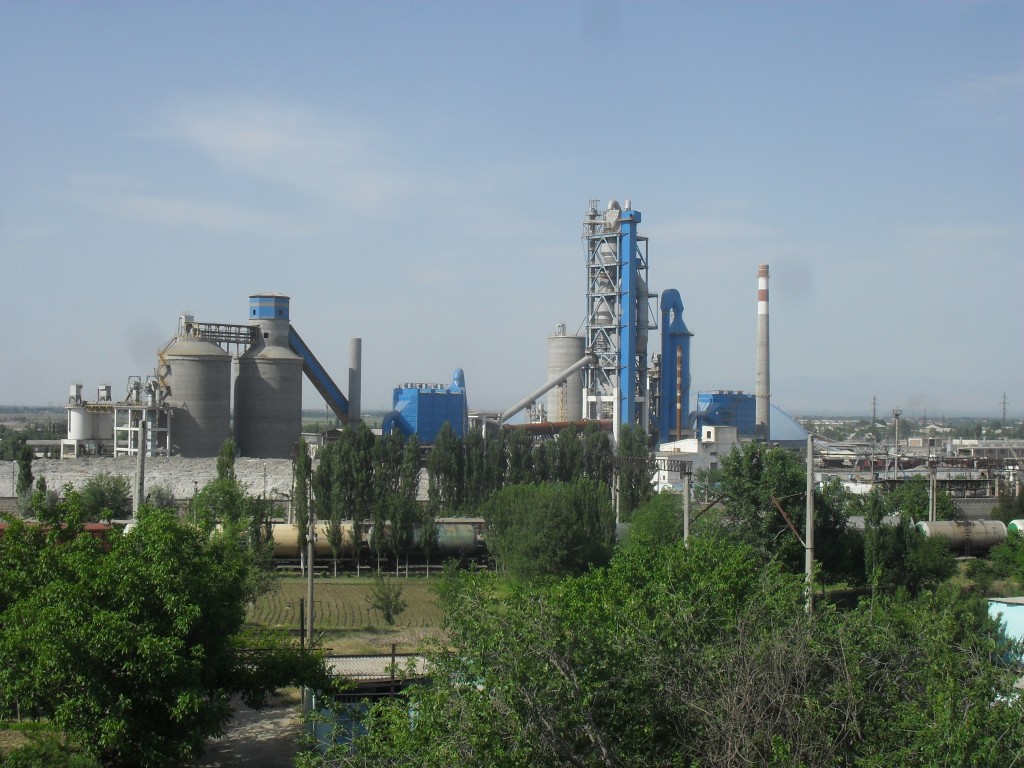乌兹别克斯坦别卡巴德水泥厂日产2500吨水泥熟料生产线项目
